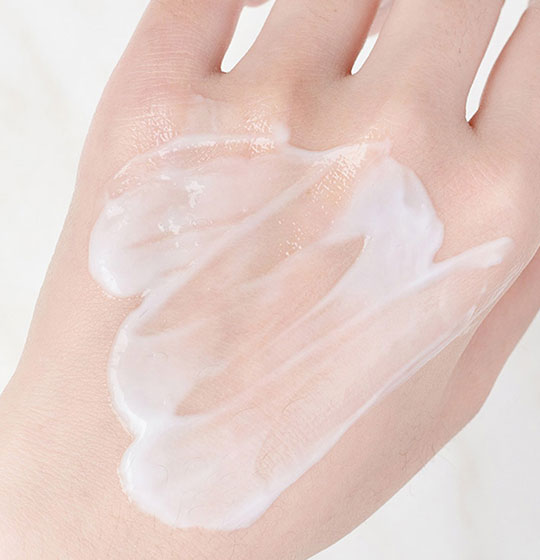 Fast-Absorbing And Non-Greasy Baby Body Lotion